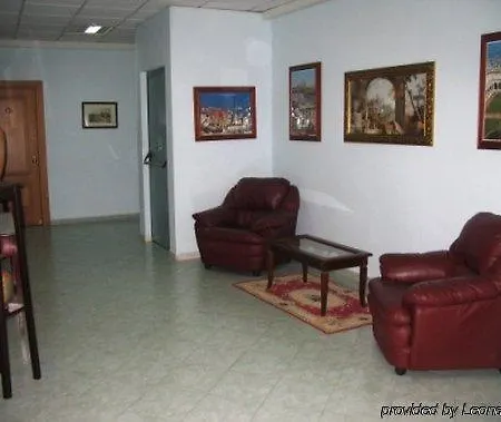 فندق Garden